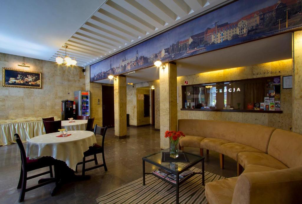 Gryf Hostel Шчечин Екстериор снимка