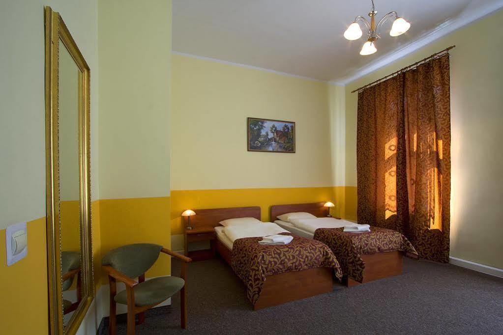 Gryf Hostel Шчечин Екстериор снимка